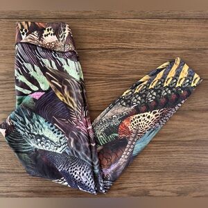 Nike Dri Fit Multicolor Patterned Leggings